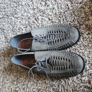 ASOS Red Tape Tassel suede Woven Loafers size 9